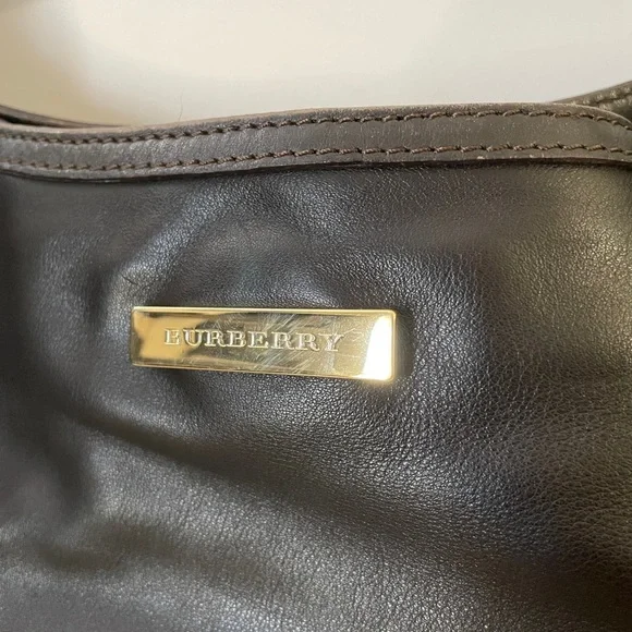 Vintage Burberry Hobo Crossbody - Picture 3 of 14